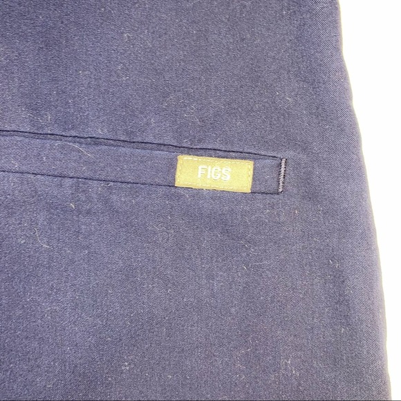 FIGS Casma Navy V-Neck Short Sleeve Scrub Top XS - Picture 5 of 8